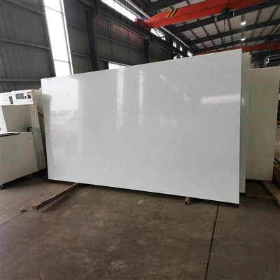 Krištáľovo biely kremeň